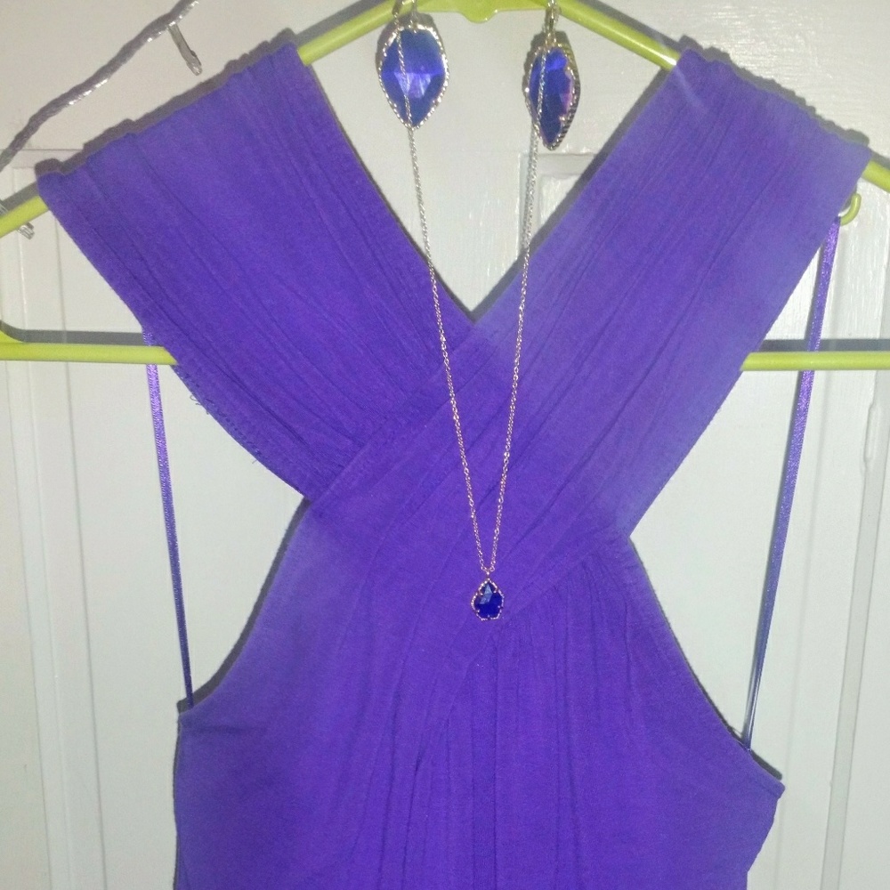Express halter top in purple. Sexy and comfy💜.